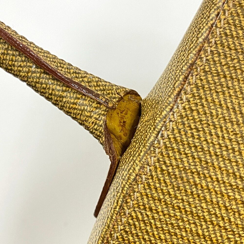 FENDI Cream Leather Shoulder Bag - Picture 11 of 16